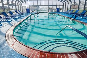 Edgewater Beach Resort, a VRI resort