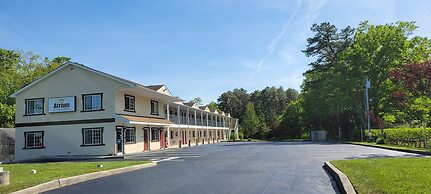 Atrium Inn