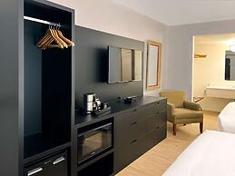 The Downtown, a Coast Hotel