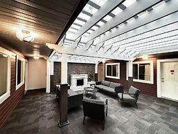 The Downtown, a Coast Hotel