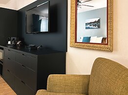 The Downtown, a Coast Hotel