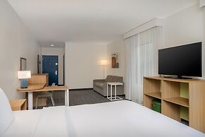 Spark by Hilton Rahway