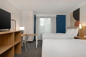 Spark by Hilton Rahway