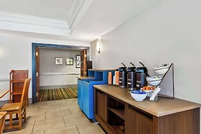 Country Inn & Suites by Radisson, Portage, IN