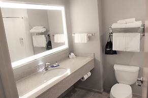 Holiday Inn Express & Suites Cheney by IHG