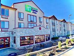 Holiday Inn Express & Suites Cheney by IHG
