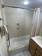 Getaways at Destin Holiday Beach Resort