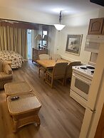 Getaways at Destin Holiday Beach Resort