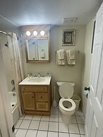 Getaways at Destin Holiday Beach Resort