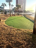 Getaways at Destin Holiday Beach Resort