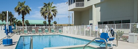 Getaways at Destin Holiday Beach Resort