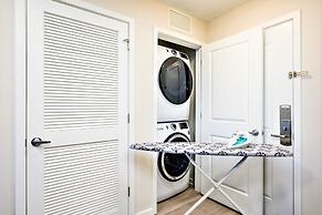 Vista Cay Resort by Millenium at Universal Blvd