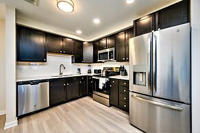 Vista Cay Resort by Millenium at Universal Blvd