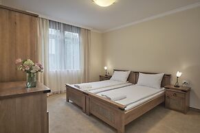 Santa Marina Holiday Village