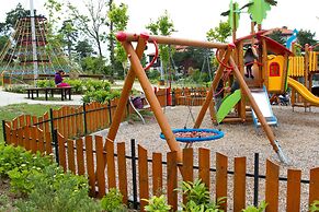 Santa Marina Holiday Village