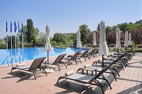 Santa Marina Holiday Village