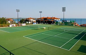 Santa Marina Holiday Village