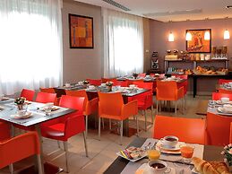 Aparthotel Adagio Access Paris Porte de Charenton