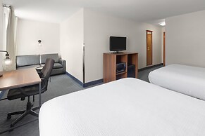 Super 8 by Wyndham Trois-Rivieres