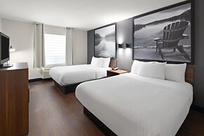 Super 8 by Wyndham Trois-Rivieres