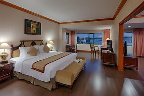 Halong Plaza Hotel