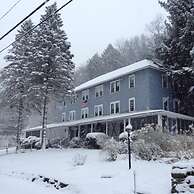 The Inn at Starlight Lake