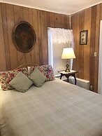 The Inn at Starlight Lake