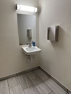 Super 8 by Wyndham Grand Island South