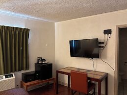 Hometown Inns North Hills