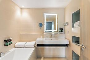 Crowne Plaza Lyon - Cité Internationale by IHG