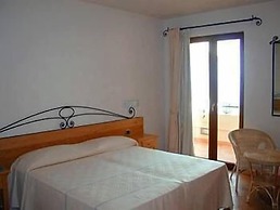 Hotel Villa Gustui Maris