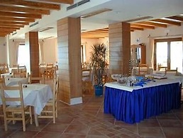 Hotel Villa Gustui Maris