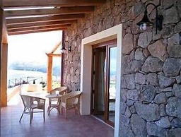 Hotel Villa Gustui Maris