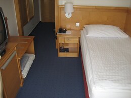 Hotel Jezero