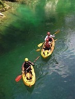 Hotel Jezero