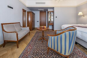 Grotthuss Boutique Hotel