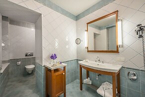 Grotthuss Boutique Hotel