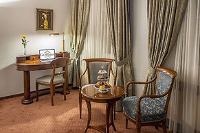 Grotthuss Boutique Hotel