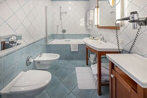 Grotthuss Boutique Hotel