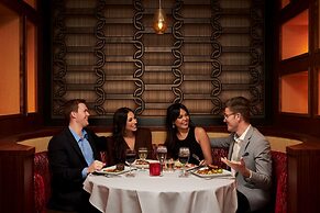 Horseshoe Black Hawk