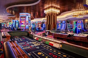 Horseshoe Black Hawk - A Caesars Rewards Destination