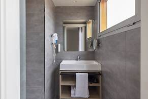 Líbere Barcelona Sant Antoni