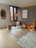 Paxton Paris MLV