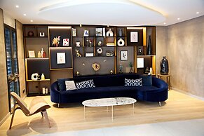 Paxton Paris MLV