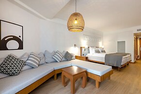 Sunwing Bangtao Beach