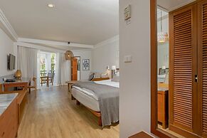 Sunwing Bangtao Beach