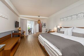 Sunwing Bangtao Beach