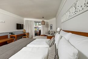 Sunwing Bangtao Beach