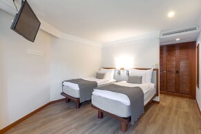 Sunwing Bangtao Beach