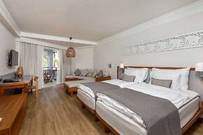 Sunwing Bangtao Beach